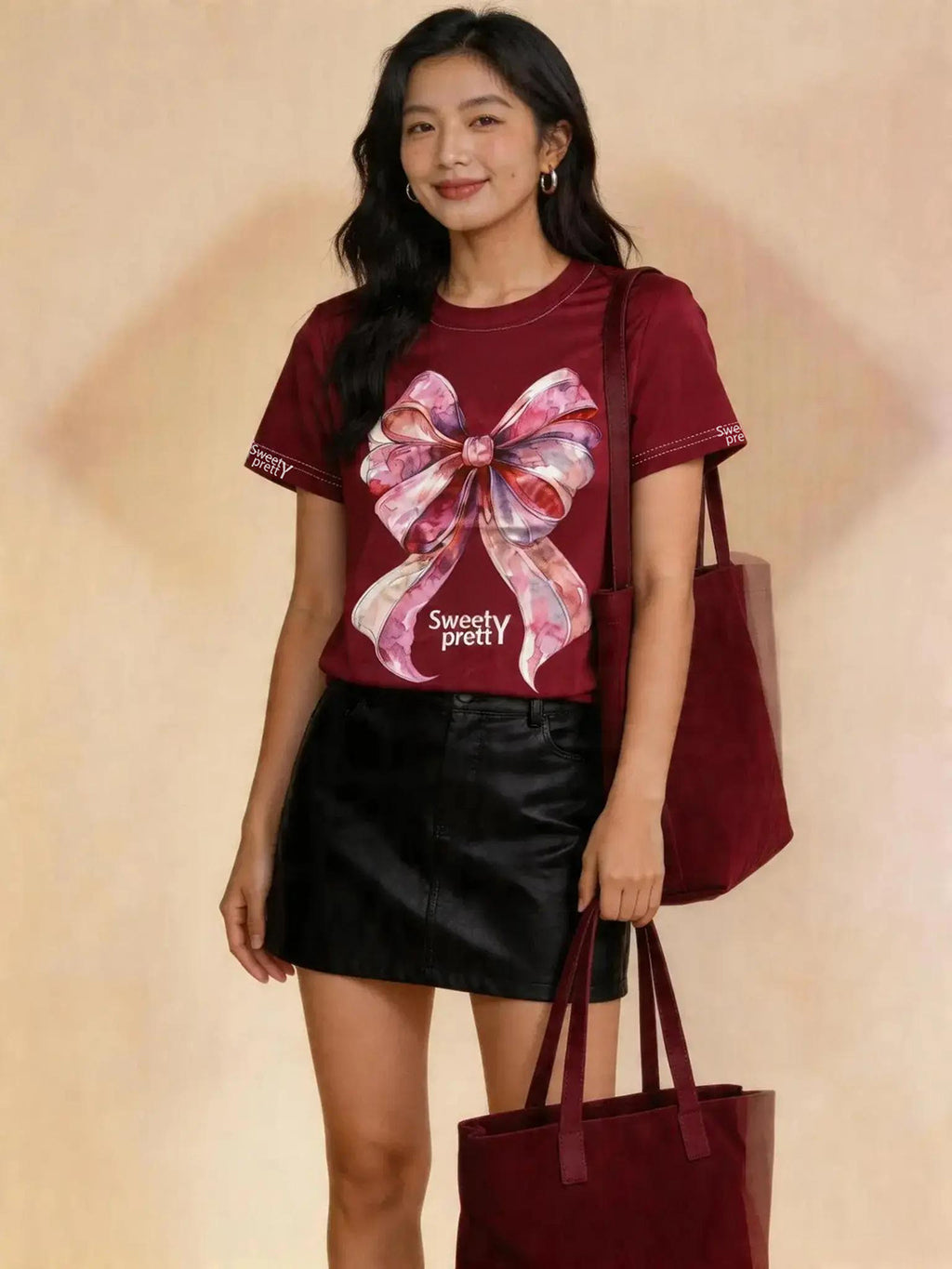 ワインリボン | Women's Burgundy Bow Tee With Fashion Handbag, Elegant Casual Look Singapore | エレガントカジュアル T シャツ